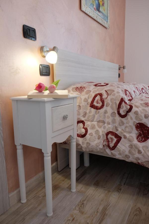 La Casa Dei Nonni Sul Garda Hotell Peschiera del Garda Exteriör bild
