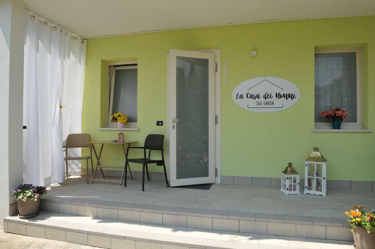 La Casa Dei Nonni Sul Garda Hotell Peschiera del Garda Exteriör bild